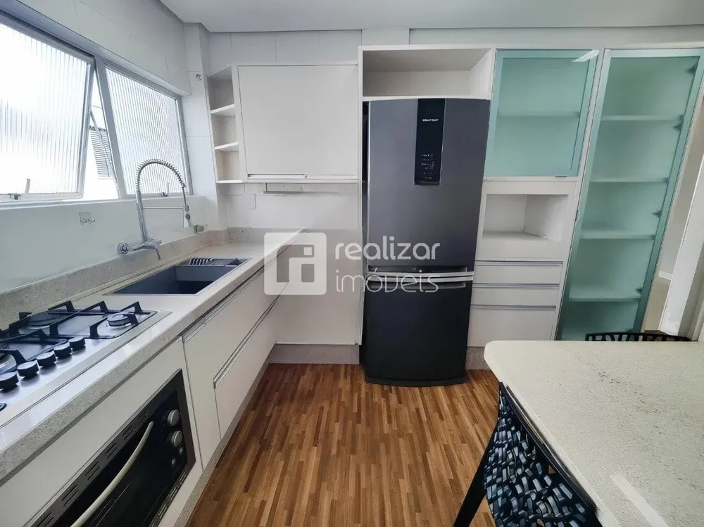 Cobertura, 3 quartos, 216 m² - Foto 3