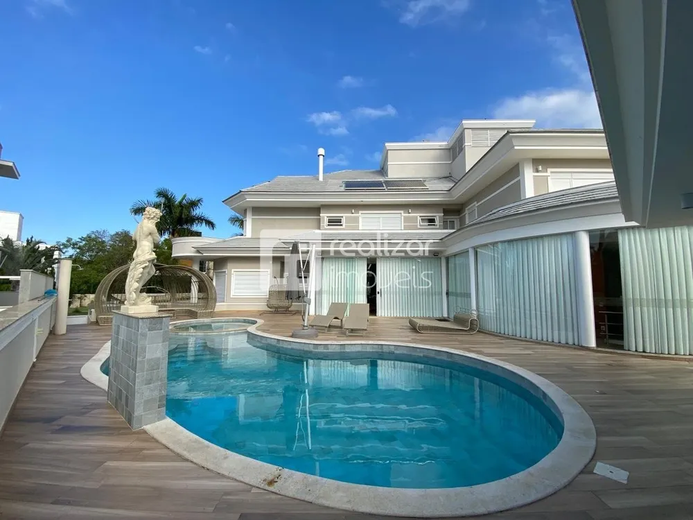 Casa, 8 quartos, 1290 m² - Foto 1