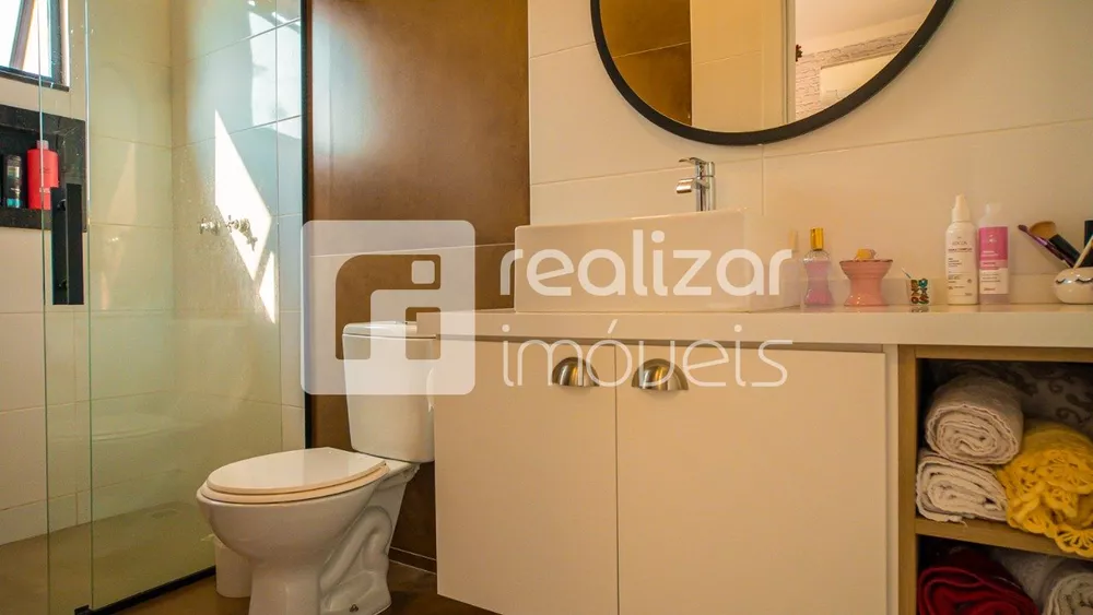 Casa, 4 quartos, 235 m² - Foto 3