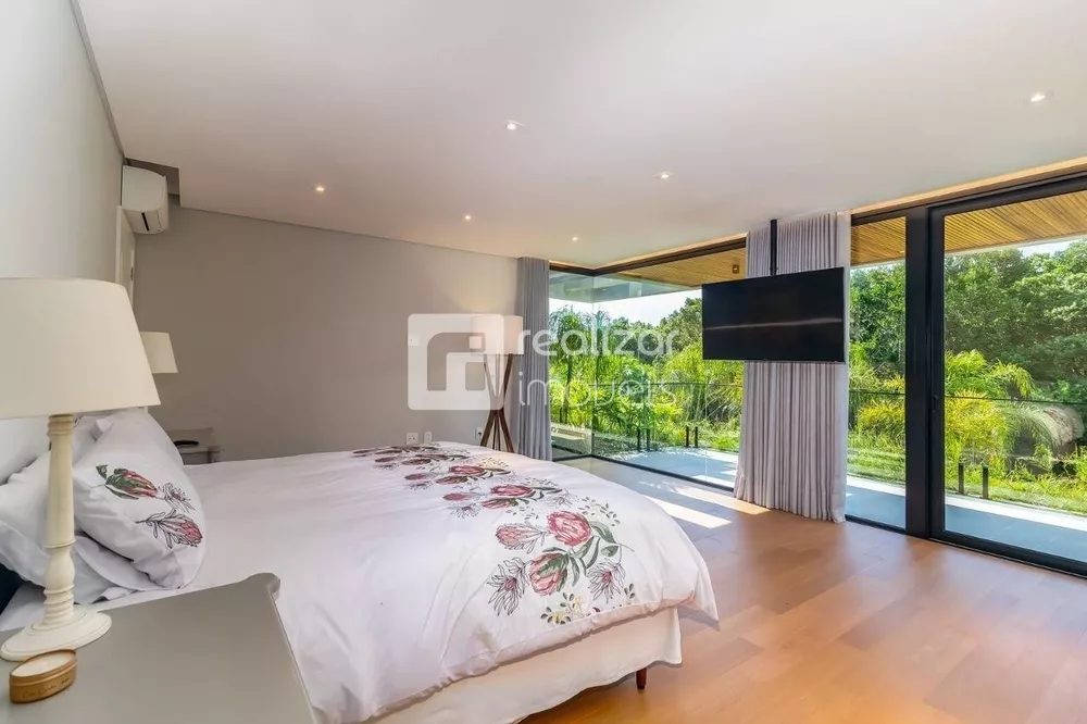 Casa, 4 quartos, 564 m² - Foto 1