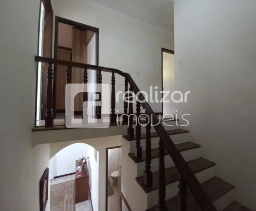 Casa, 4 quartos, 242 m² - Foto 4
