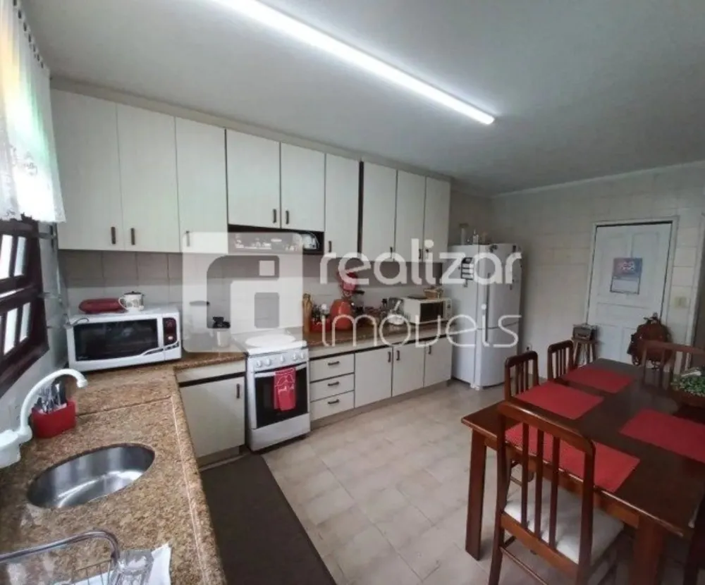 Casa, 4 quartos, 242 m² - Foto 3