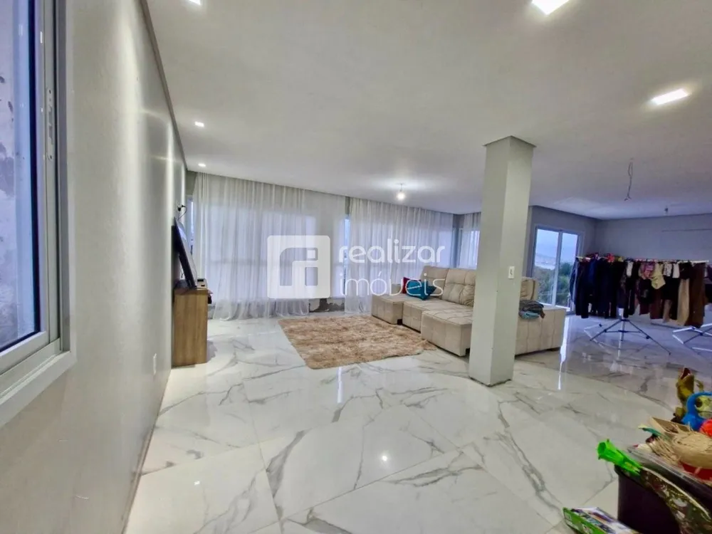 Casa, 4 quartos, 360 m² - Foto 4