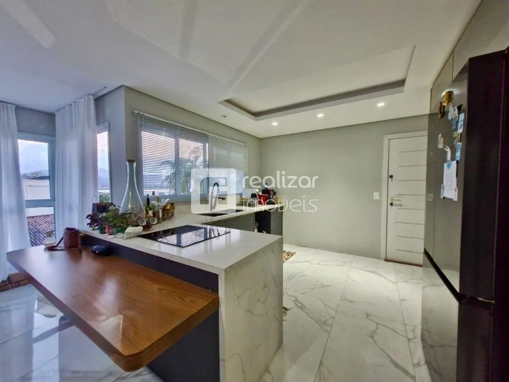 Casa, 4 quartos, 360 m² - Foto 2