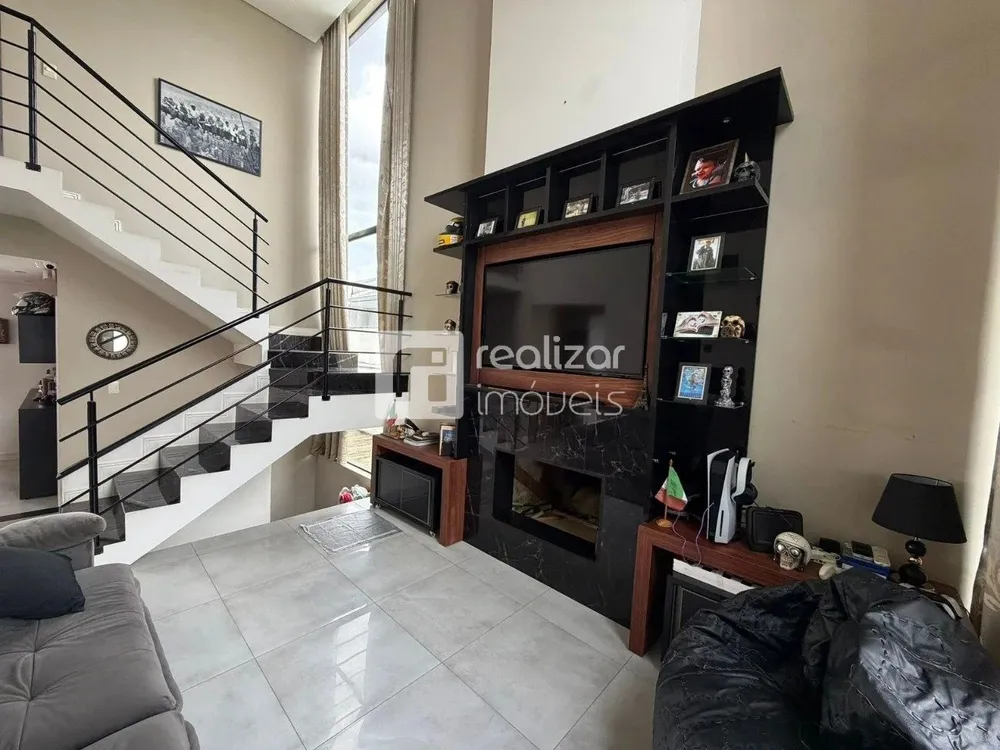 Casa, 3 quartos, 250 m² - Foto 2