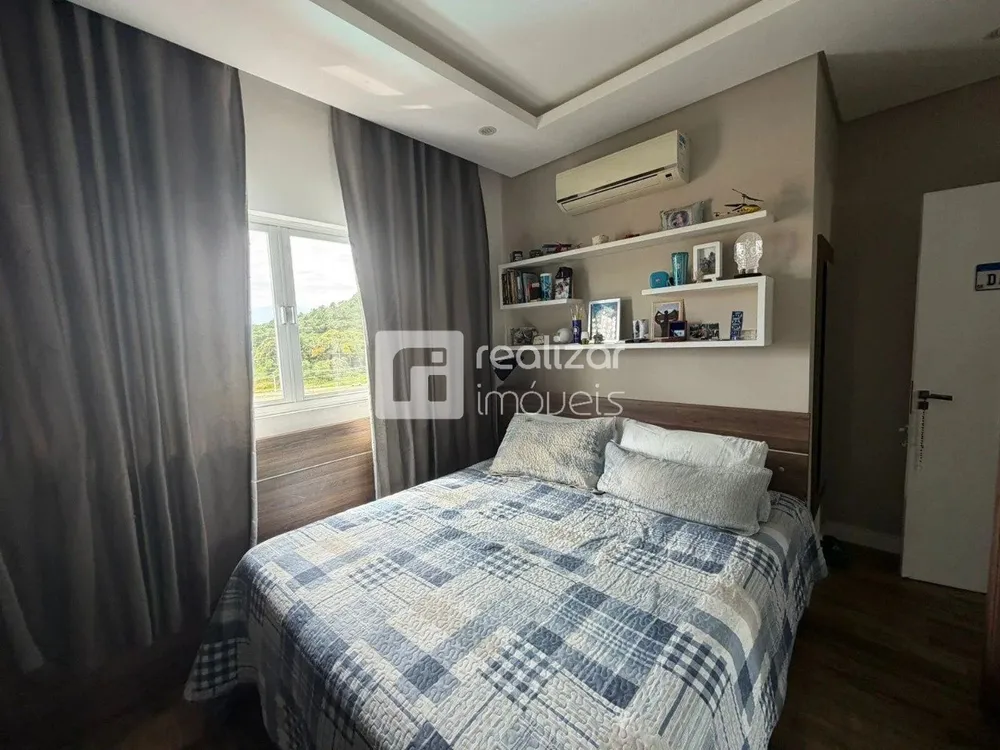 Casa, 3 quartos, 250 m² - Foto 8