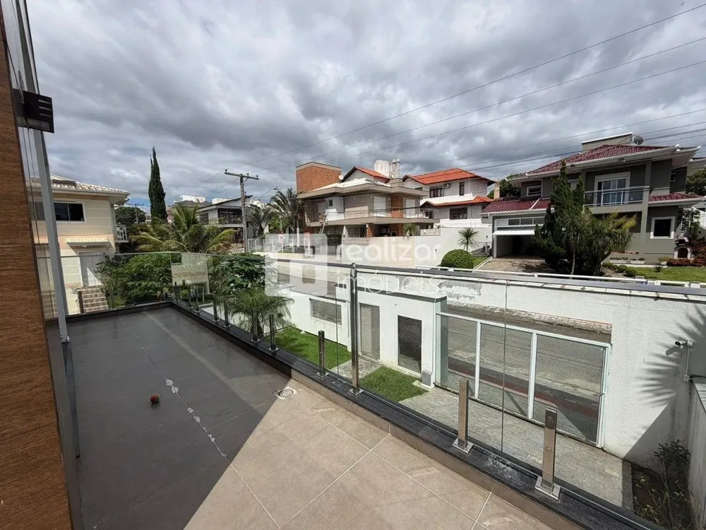 Casa, 3 quartos, 250 m² - Foto 6
