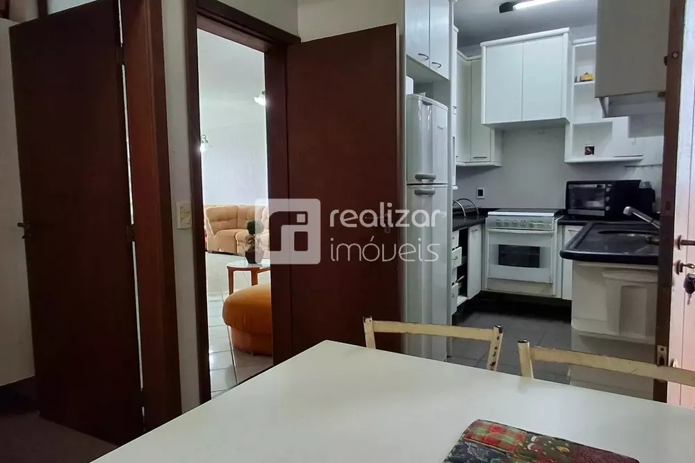 Cobertura, 3 quartos, 220 m² - Foto 1