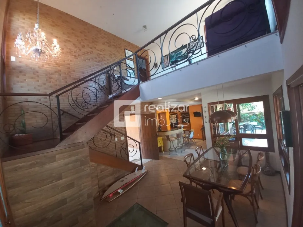 Casa, 3 quartos, 265 m² - Foto 3
