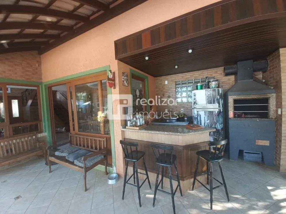 Casa, 3 quartos, 265 m² - Foto 2