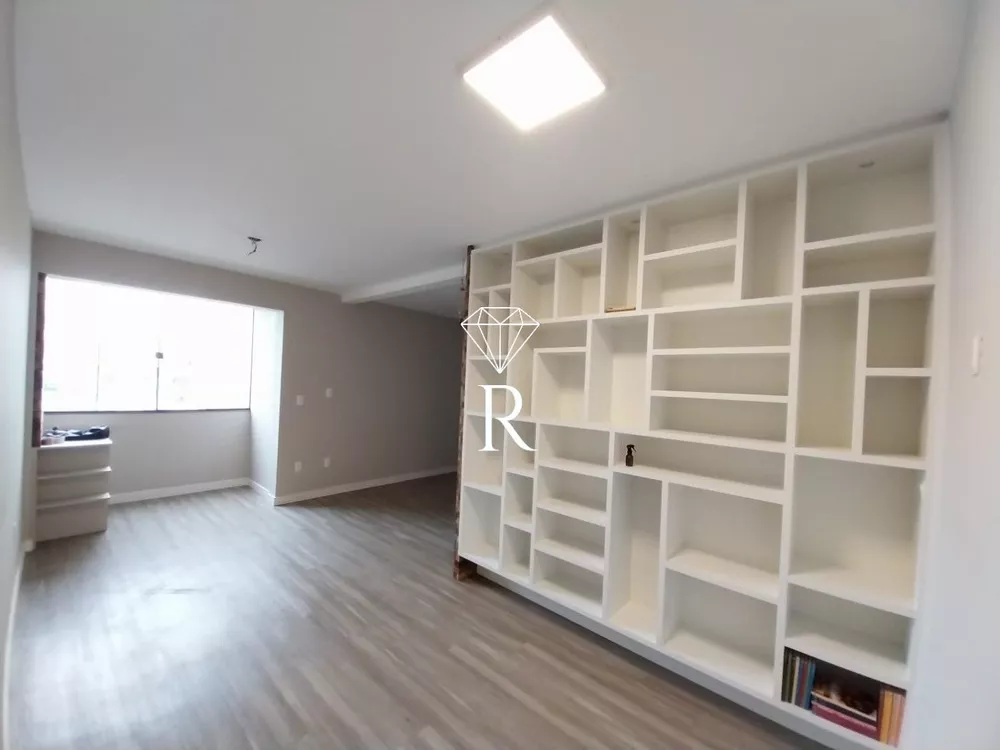 Apartamento para alugar com 2 quartos, 80m² - Foto 1