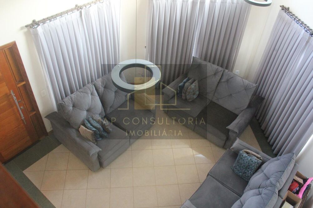 Casa, 5 quartos, 437 m² - Foto 1