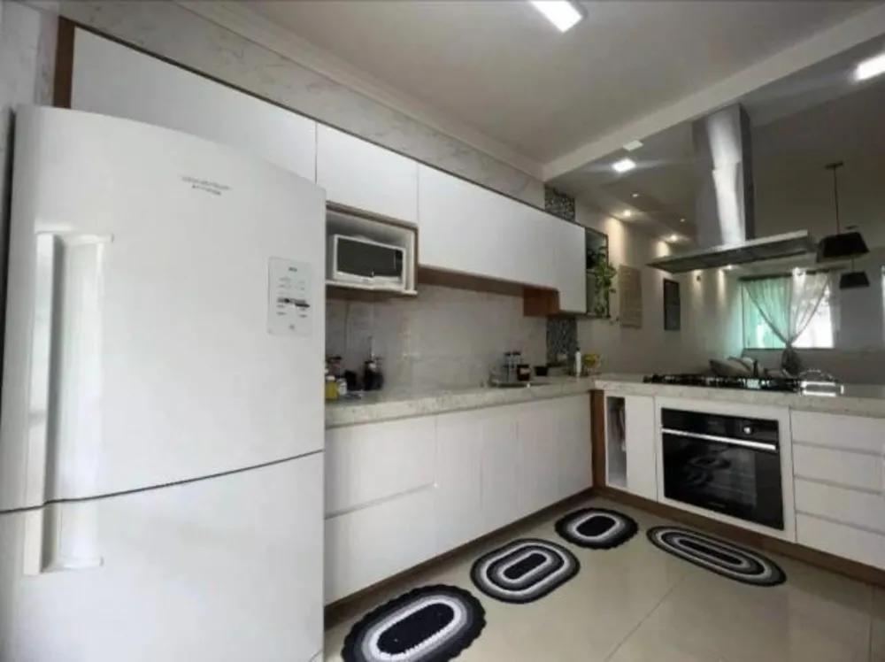 Casa, 3 quartos, 140 m² - Foto 2