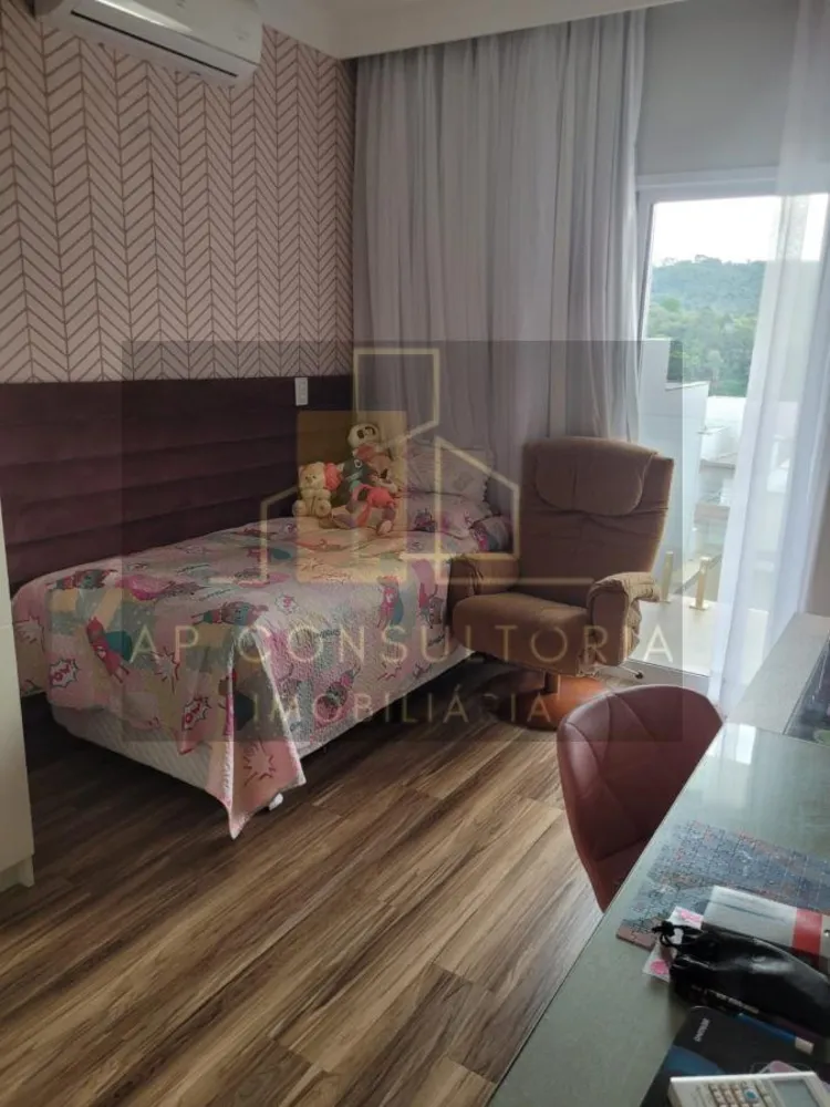 Casa, 3 quartos, 258 m² - Foto 7