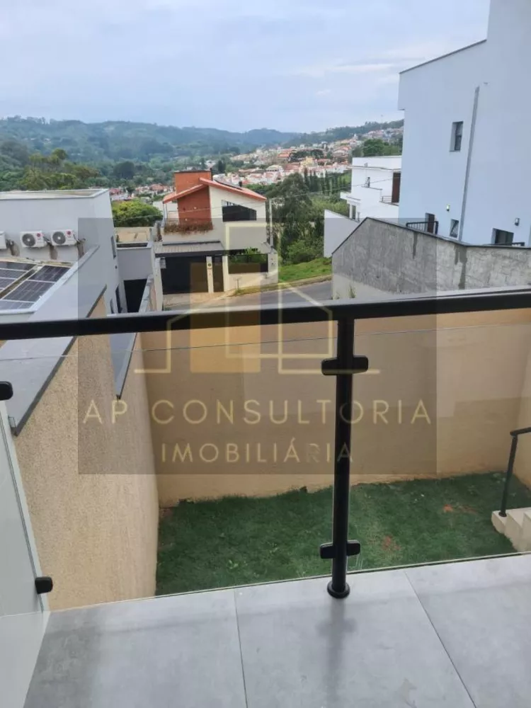 Casa à venda com 2 quartos, 125m² - Foto 4