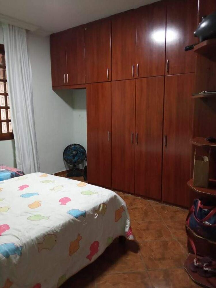 Casa, 5 quartos, 260 m² - Foto 3