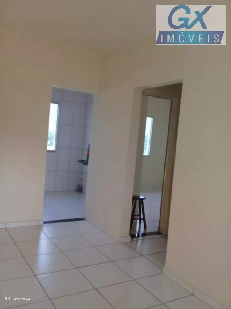 Apartamento à venda com 2 quartos, 72m² - Foto 3