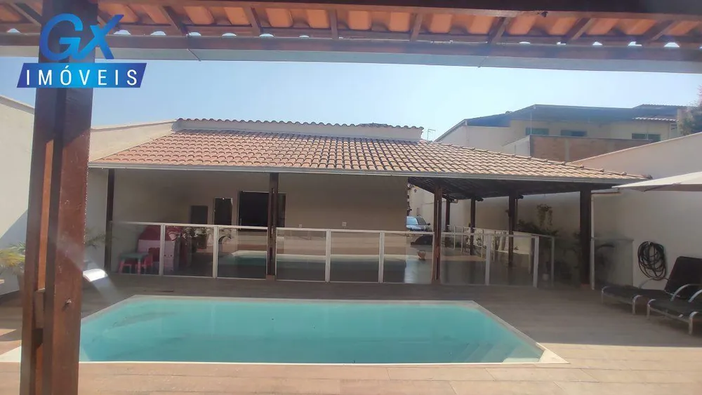 Casa, 4 quartos, 240 m² - Foto 14