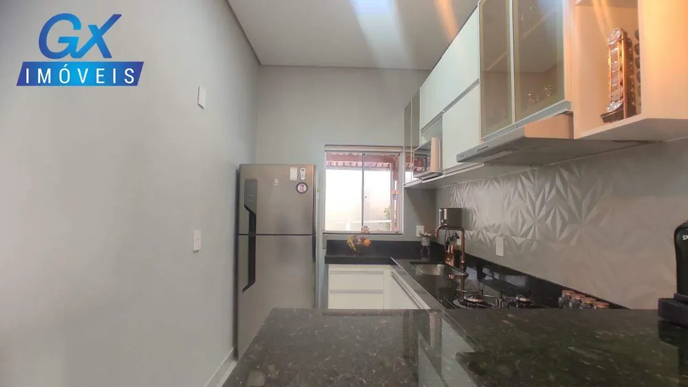 Casa, 4 quartos, 240 m² - Foto 8