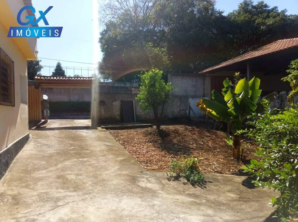 Chácara, 3 quartos, 1000 m² - Foto 1