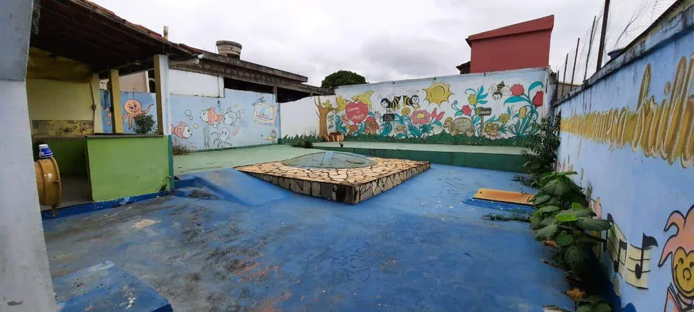 Casa, 3 quartos, 300 m² - Foto 16