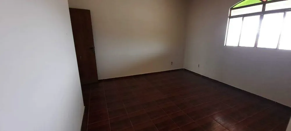 Casa, 3 quartos, 300 m² - Foto 3
