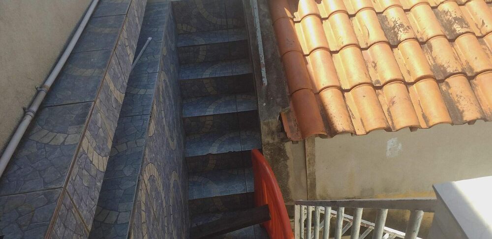 Casa à venda com 3 quartos, 360m² - Foto 1