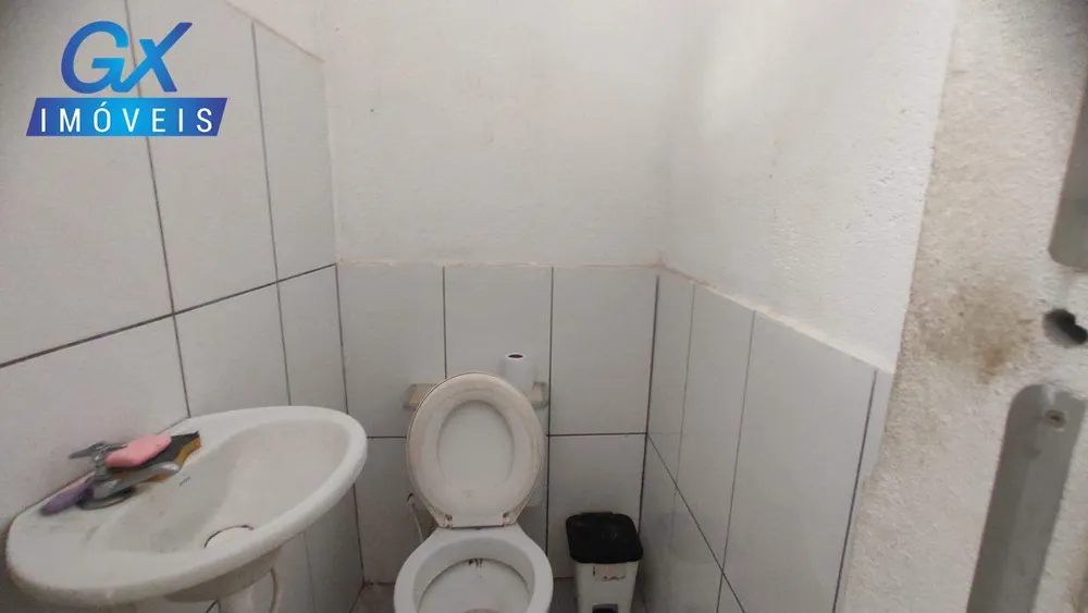 Casa, 1 quarto, 402 m² - Foto 2