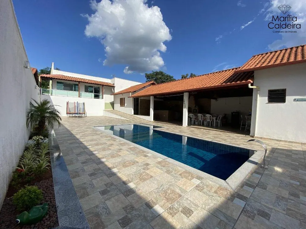 Casa, 3 quartos, 1000 m² - Foto 1