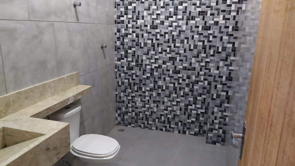 Casa, 4 quartos, 198 m² - Foto 2