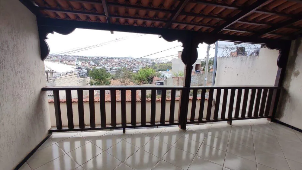 Casa, 3 quartos, 290 m² - Foto 3