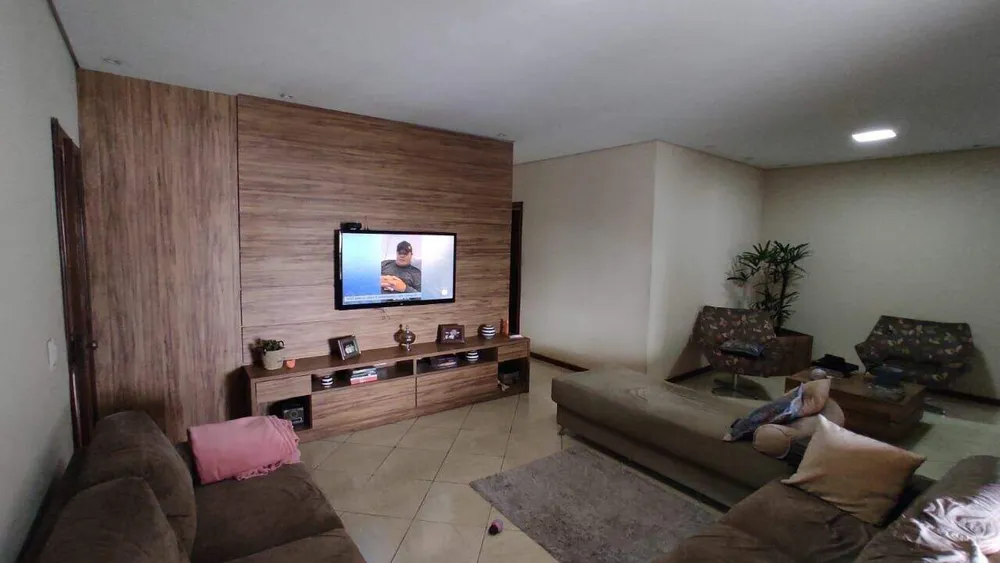 Casa, 3 quartos, 290 m² - Foto 7