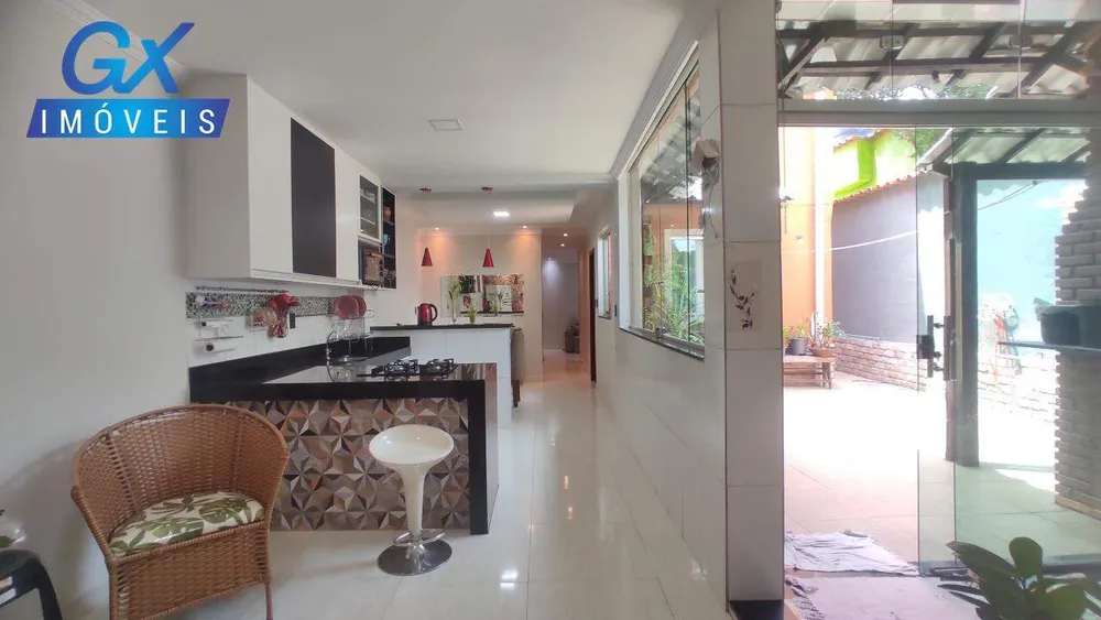 Casa, 4 quartos, 200 m² - Foto 6