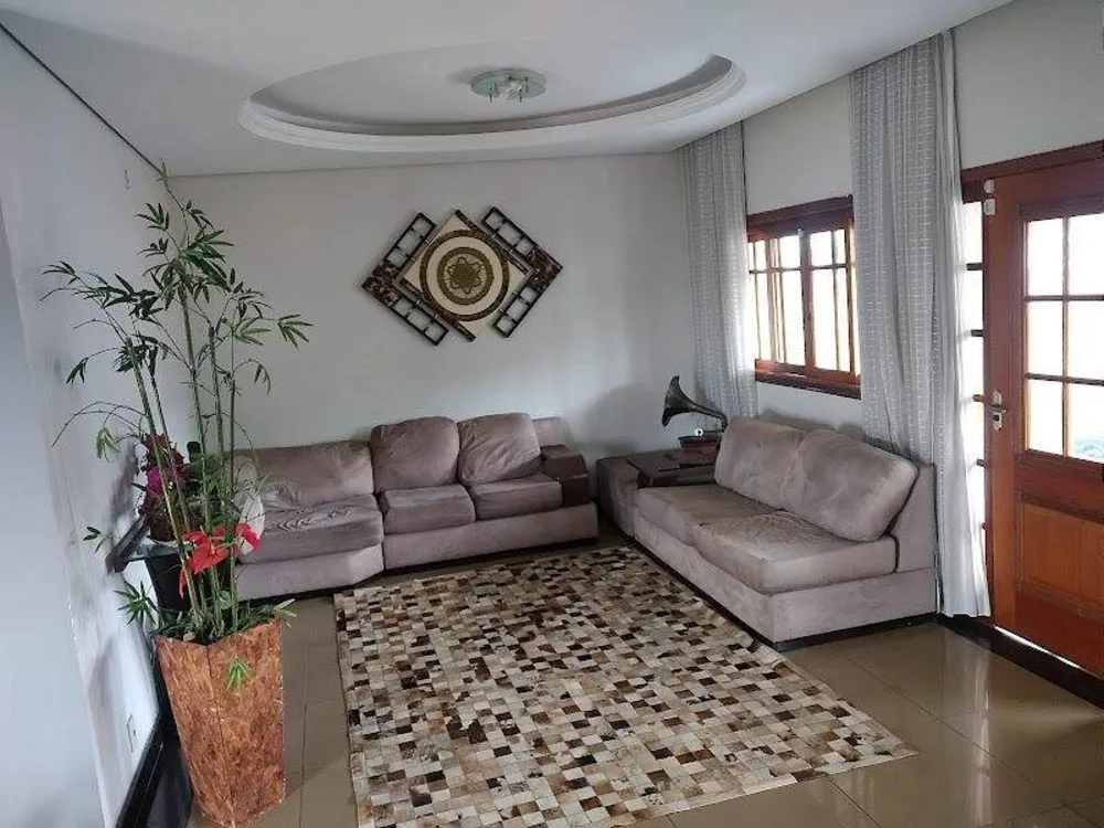 Casa, 7 quartos, 280 m² - Foto 5