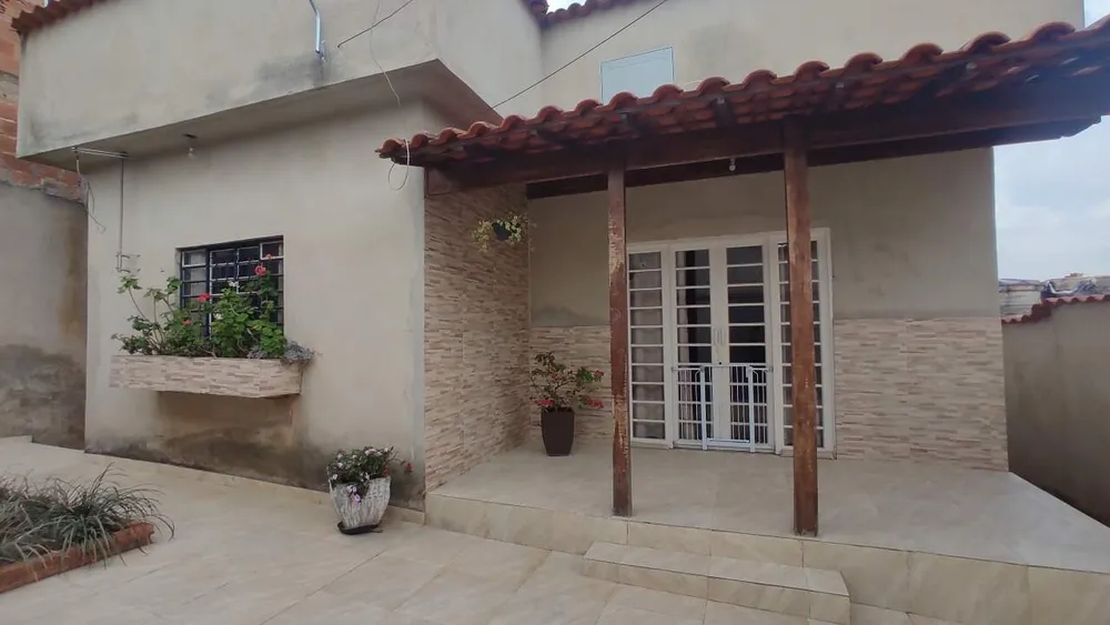 Casa, 3 quartos, 70 m² - Foto 1