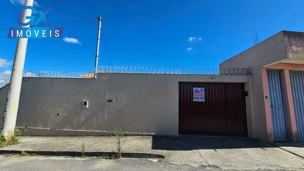Casa, 3 quartos, 303 m² - Foto 1