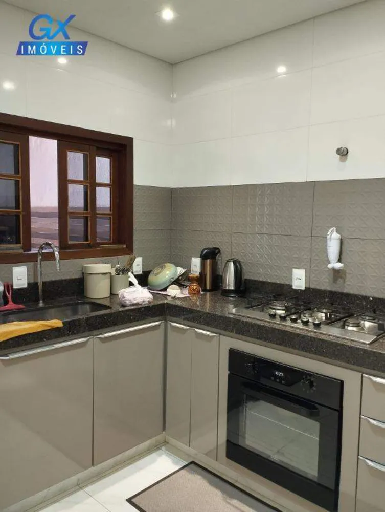 Casa, 3 quartos, 190 m² - Foto 13