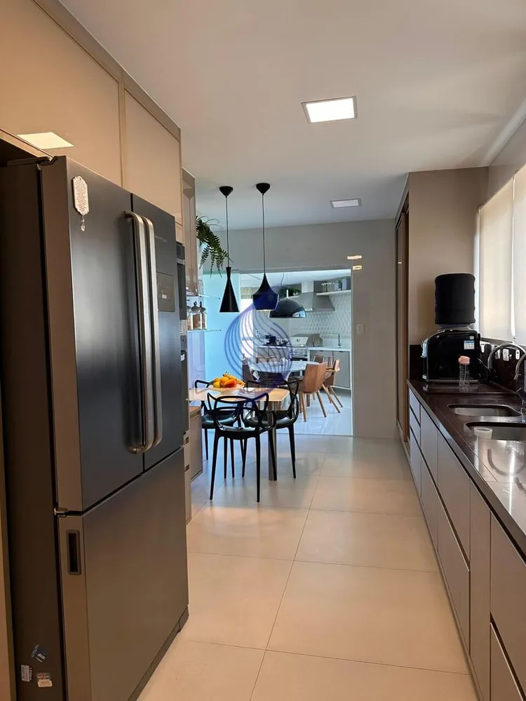 Apartamento, 4 quartos, 274 m² - Foto 11