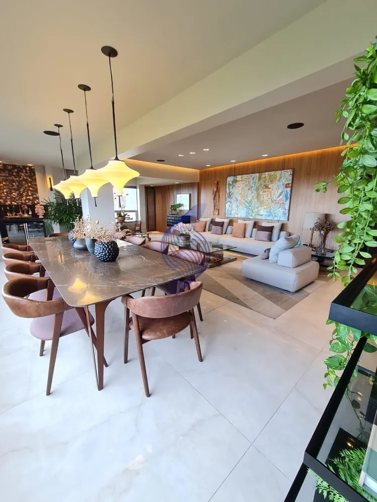 Apartamento, 4 quartos, 276 m² - Foto 1
