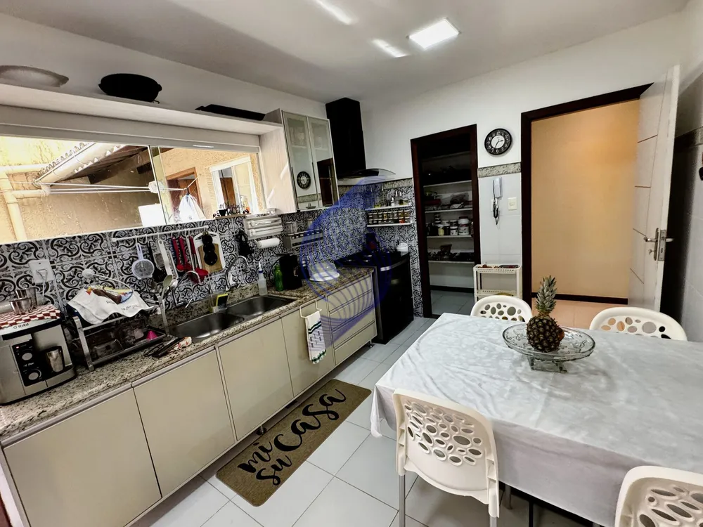 Casa, 3 quartos, 240 m² - Foto 9