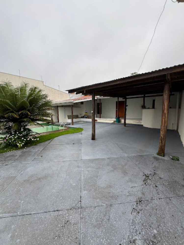 Casa para alugar com 2 quartos, 120m² - Foto 1