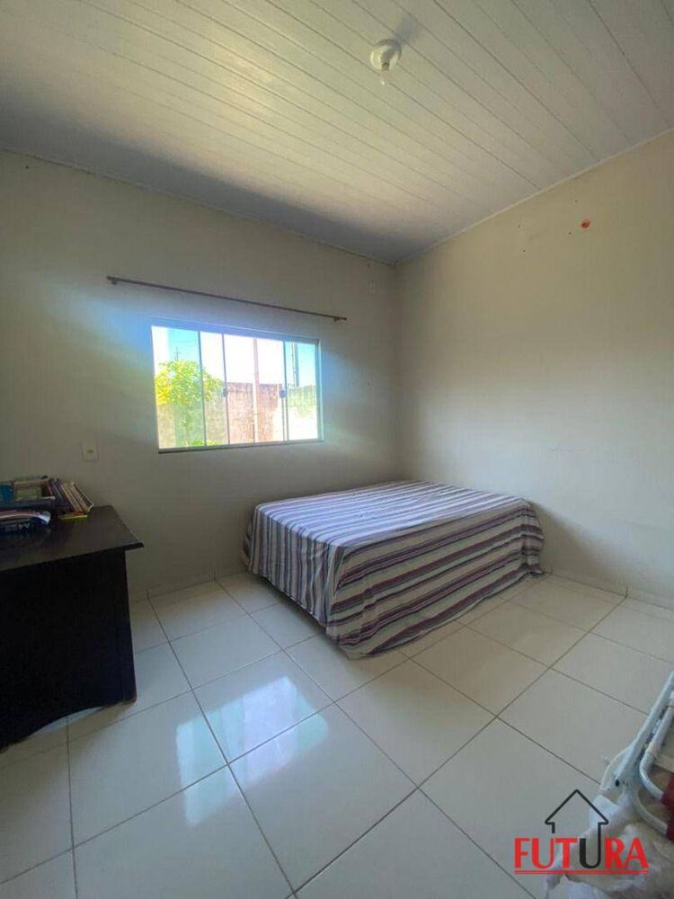 Casa à venda com 2 quartos, 169m² - Foto 1