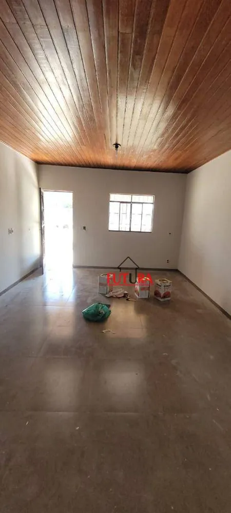Casa, 3 quartos, 140 m² - Foto 2