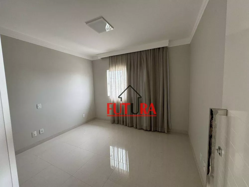 Sobrado, 6 quartos, 386 m² - Foto 3