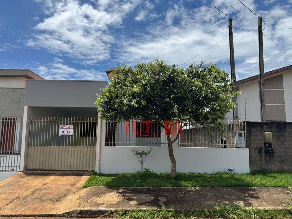 Casa à venda com 3 quartos, 69m² - Foto 2