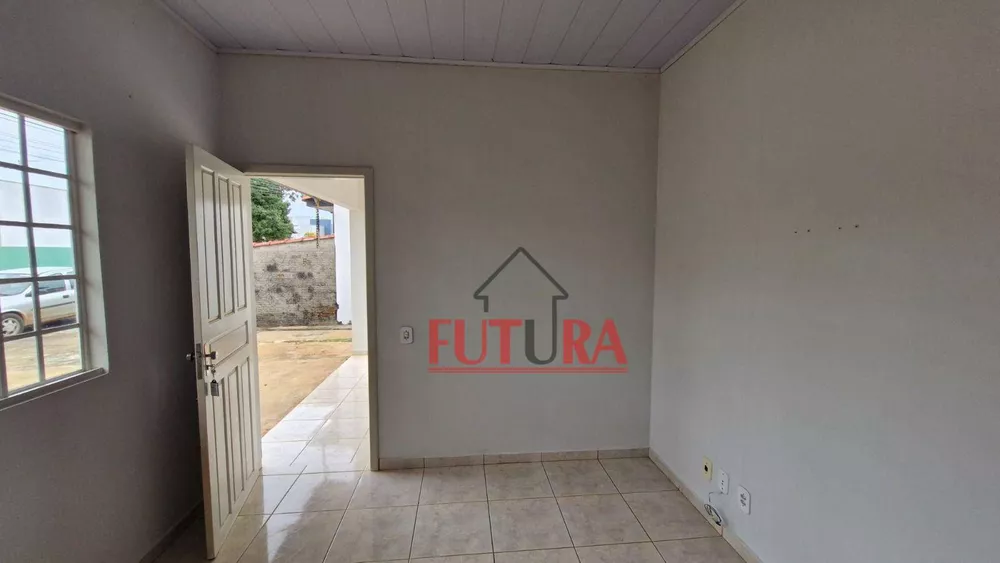 Casa, 3 quartos, 68 m² - Foto 1