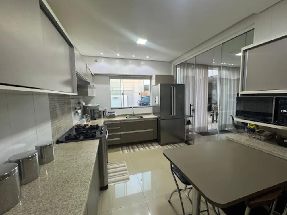 Casa, 3 quartos, 340 m² - Foto 10