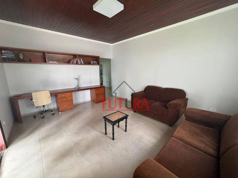 Casa, 3 quartos, 220 m² - Foto 10