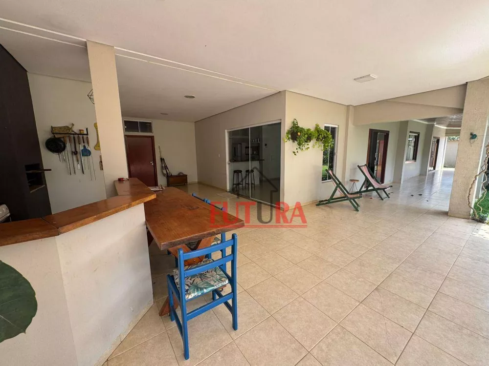 Casa, 3 quartos, 220 m² - Foto 3
