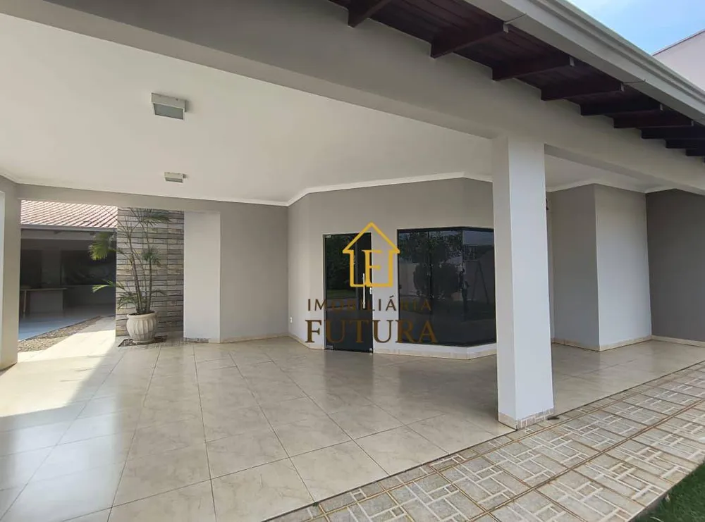 Casa, 3 quartos, 300 m² - Foto 2